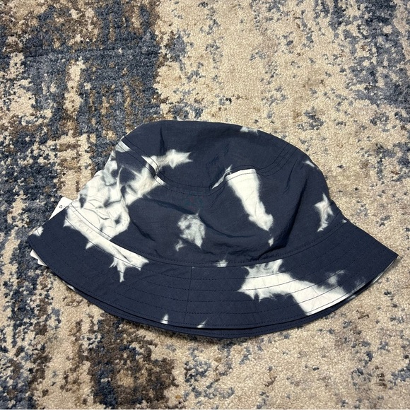 NWT Lululemon Blue Tie-Dye On My Level Bucket Hat Size Medium/Large main image 5